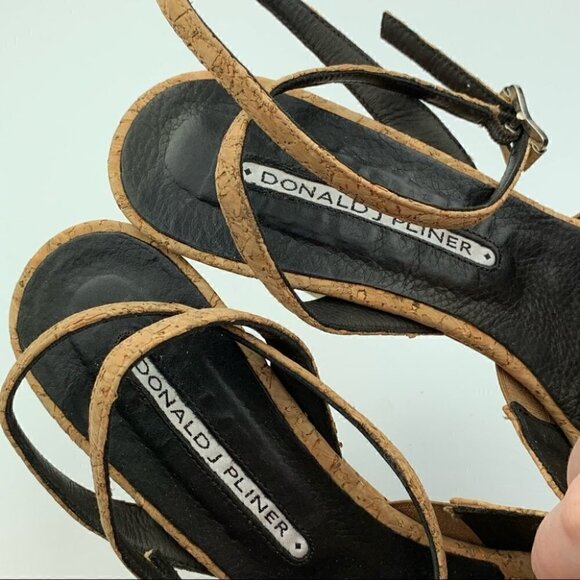 Donald j Pliner heels size 8.5 tan cork wedges - Picture 9 of 13